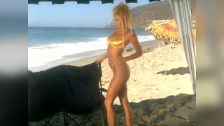 Hot Body (2000) Beach Party Girls